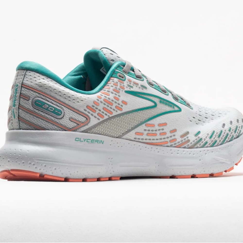 Brooks Glycerin 20 Women's
Oyster/Latigo Bay/Coral size 7.5 - Picture 7 of 10